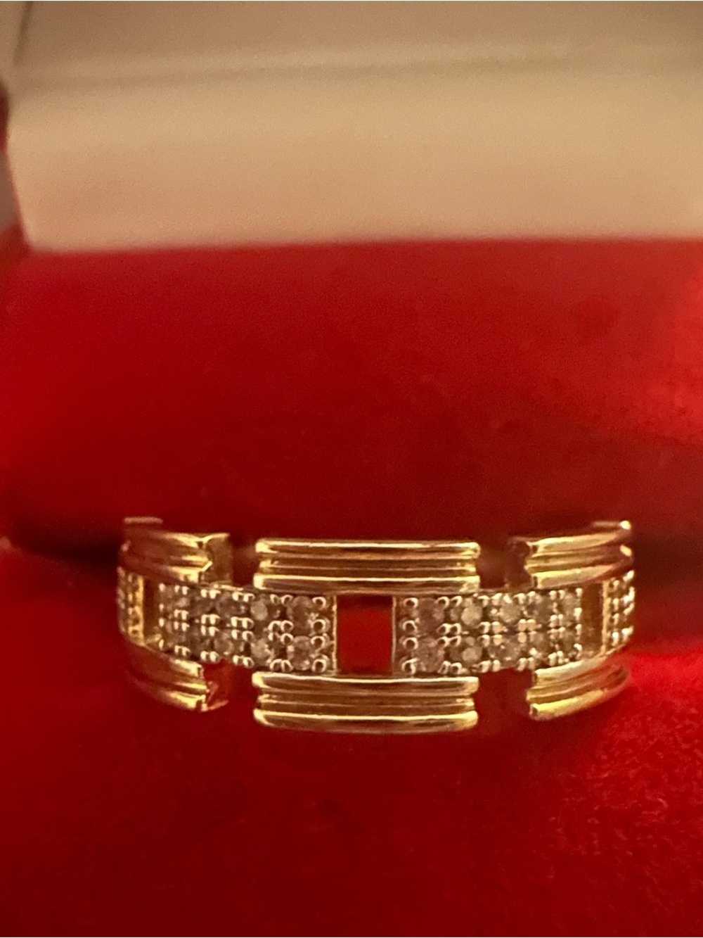 Gold Tone Pavé Link Band Ring - Women's Fashion Jewelry